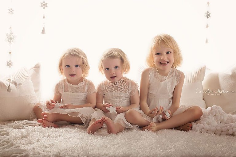 Weihnachtsshooting Christmas Minis Adventszeit Familienfotos Kinderportraits Weihnachtsportraits child portraits family photographer Cornelia Moebes Photography
