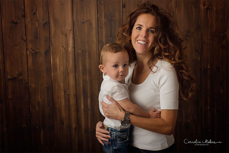 Weihnachtsshooting Christmas Minis Adventszeit Familienfotos Kinderportraits Weihnachtsportraits child portraits family photographer Cornelia Moebes Photography