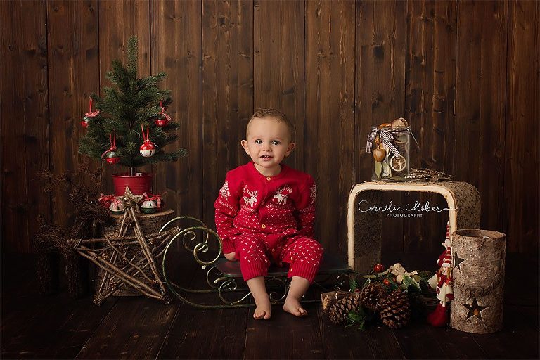 Weihnachtsshooting Christmas Minis Adventszeit Familienfotos Kinderportraits Weihnachtsportraits child portraits family photographer Cornelia Moebes Photography