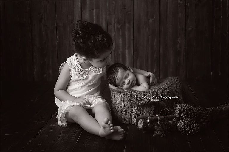 Neugeborenenbilder Neugeborenenshooting Neugeborenenfotografie newbornphotography newborn shooting Babyfotografie Babyfotograf Zug Zürich Luzern Aargau Schwyz Cornelia Moebes Photography