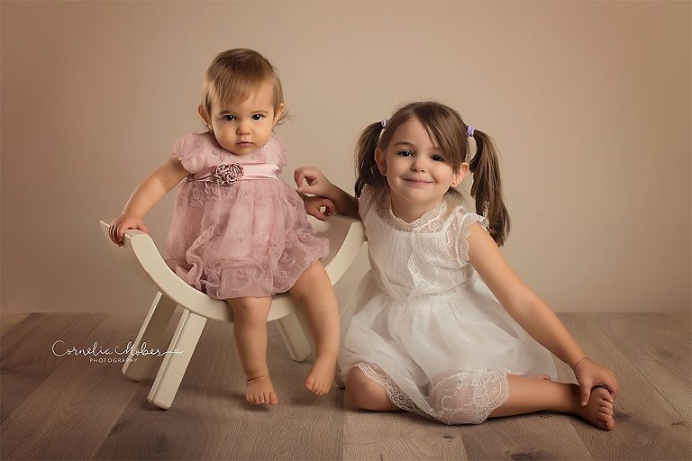 Weihnachtsshooting Portrait Photographer Familienfotos Familienshooting Kinderportraits Kinderfotograf Zug Zuerich Luzern Cornelia Moebes Photography