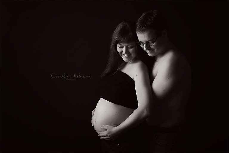 Schwangerschaftsfotos-Schwangerschaftsshooting Schwangerschaftsfotografie Babybauch Shooting maternity photographer Mutterschaft Babyfotograf Babyshooting newbornshooting Neugeborenenfotografie Cornelia Moebes Photography Schweiz Zuerich Luzern Zug Aargau Schwyz
