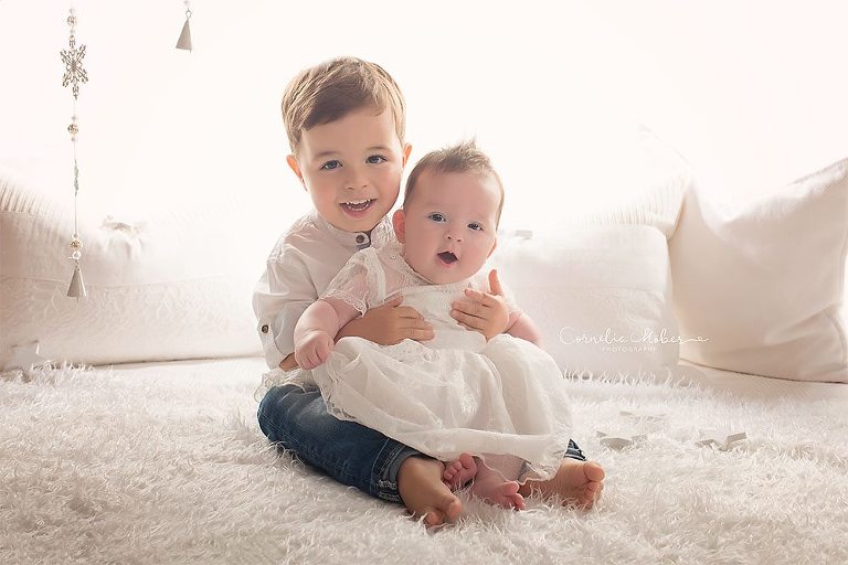 Babyfotos Babybilder Babyfotograf family portraits Familienfotograf Kinderportraits Kinderfotografie Cornelia Moebes Photography