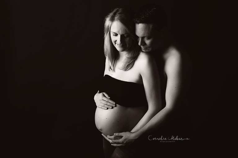 Schwangerschaftsfotos maternity photography Babybauchshooting Cornelia Moebes Photography