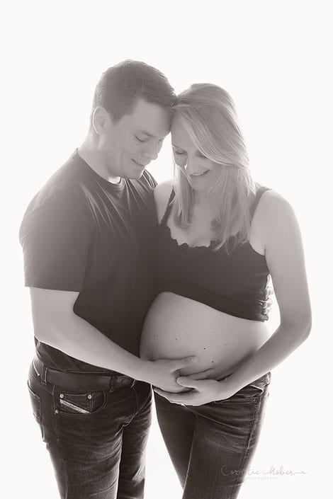 Schwangerschaftsfotos maternity photography Babybauchshooting Cornelia Moebes Photography
