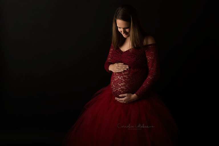 Schwangerschaftsfotografie Schwangerschaftsbilder maternity Babybauch Shooting Mom to be Mutterschaft Familienfotos Cornelia Moebes Photography Zug Zürich