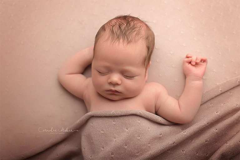 Neugeborene, Neugeborenenfotos, Neugeborenenfotografie, Neugeborenenfotografie Zug, Neugeborenenfotografie Zürich, Neugeborenenfotografie Luzern, Neugeborenenfotografie Aargau, Neugeborenenfotografie Schwyz, Neugeborenenfotografie Schweiz, Newbornshooting, Newborn Photographer, Newborn Photography, Babyfotografie, Babyfotos, Baby Photographer, Baby Fotoshooting, Babyfotografie Zug, Babyfotografie Zürich, Babyfotografie Luzern, Babyfotografie Aargau, Babyfotografie Schwyz, Babyfotografie Schweiz,