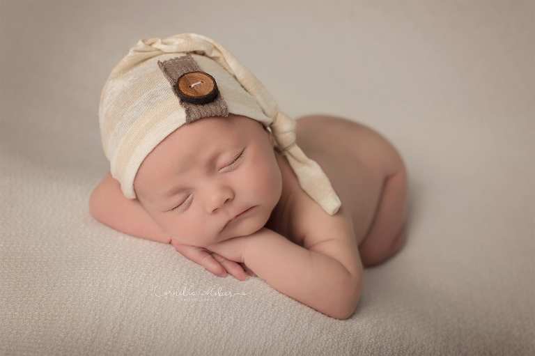Neugeborenenfotografie Neugeborenenfotos Newbornportraits Newbornshoot Newborn Baby Photographer Babyshoot Babyfotografie Portrait Familie Cornelia Moebes Photography