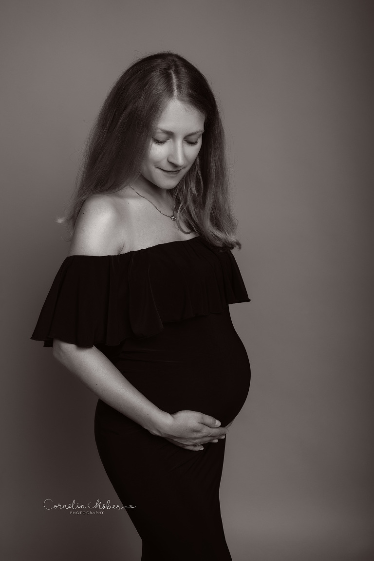 FineArt Portrait Kids Portraiture Fine Art Photography Kinderfotografie Porträt Familie Schwangerschaftsfotografie Schwangerschaftsbilder maternity Babybauch Shooting Mom to be Mutterschaft Familienfotos Cornelia Moebes Photography