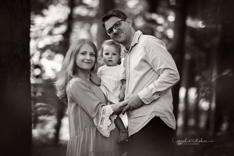 FineArt Portrait Kids Portraiture Fine Art Photography Kinderfotografie Porträt Familie Schwangerschaftsfotografie Schwangerschaftsbilder maternity Babybauch Shooting Mom to be Mutterschaft Familienfotos Cornelia Moebes Photography