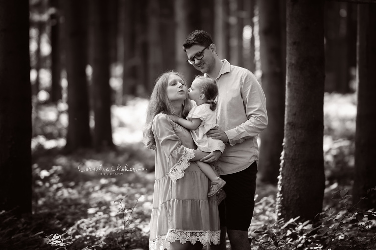 FineArt Portrait Kids Portraiture Fine Art Photography Kinderfotografie Porträt Familie Schwangerschaftsfotografie Schwangerschaftsbilder maternity Babybauch Shooting Mom to be Mutterschaft Familienfotos Cornelia Moebes Photography