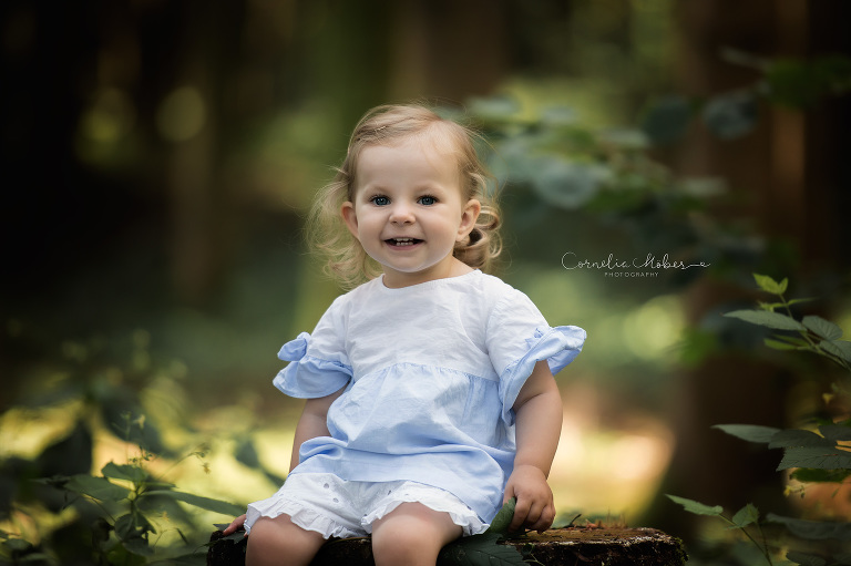 FineArt Portrait Kids Portraiture Fine Art Photography Kinderfotografie Porträt Familie Schwangerschaftsfotografie Schwangerschaftsbilder maternity Babybauch Shooting Mom to be Mutterschaft Familienfotos Cornelia Moebes Photography