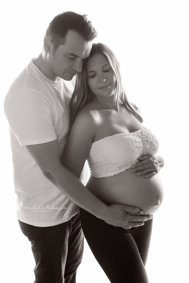 Neugeborenenfotografie Neugeborenenfotos Newbornportraits Newbornshoot Newborn Baby Photographer Babyshoot Babyfotografie Portrait Familie Cornelia Moebes Photography