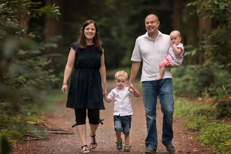 Kinderfotografie Babyfotos Kids Portraiture Fine Art Photography Kinderfotografie Porträt Familie Babyshooting Familienfotos Cornelia Moebes Photography