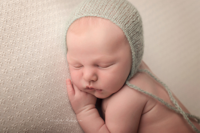 Neugeborenenfotografie Neugeborenenfotos Newbornportraits Newbornshoot Newborn Baby Photographer Babyshoot Babyfotografie Portrait Familie Cornelia Moebes Photography