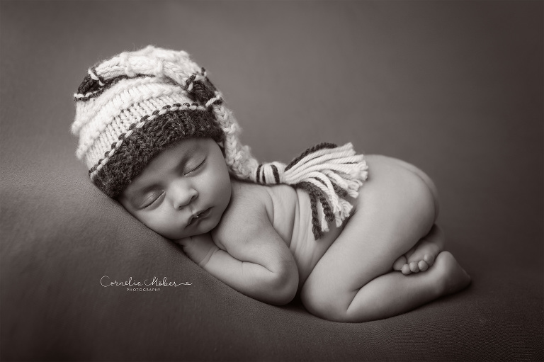 Neugeborenenfotografie Neugeborenenfotos Newbornportraits Newbornshoot Newborn Baby Photographer Babyshoot Babyfotografie Portrait Familie Cornelia Moebes Photography