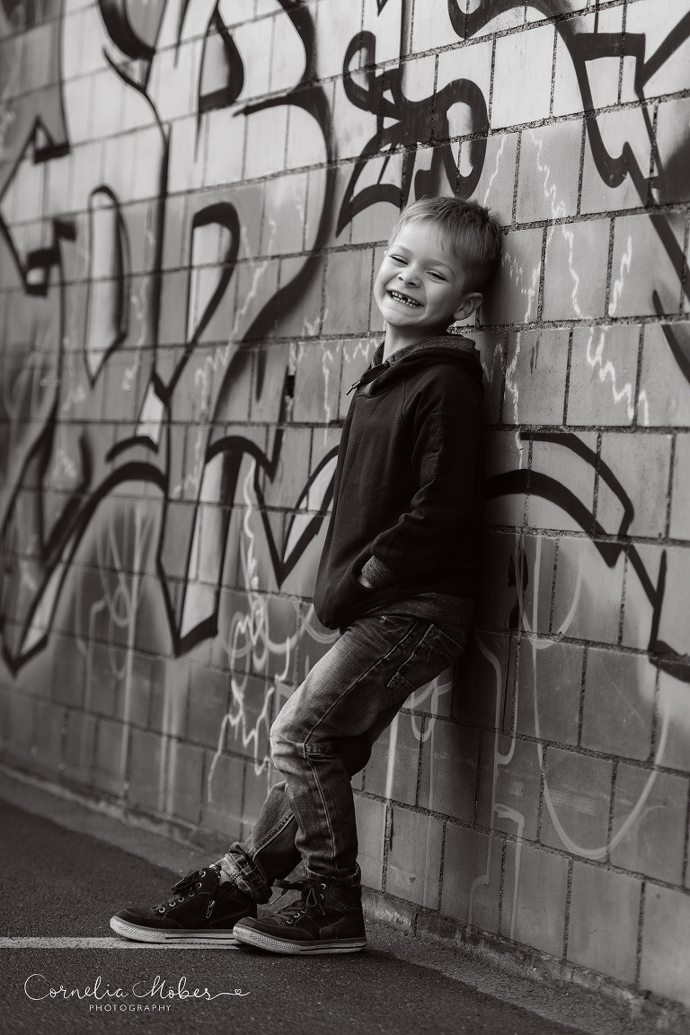 Familienfotografie Familienshooting Familienporträt Family Portrait Kinderfotografie Kinder Porträt Fine Art Cornelia Moebes Photography