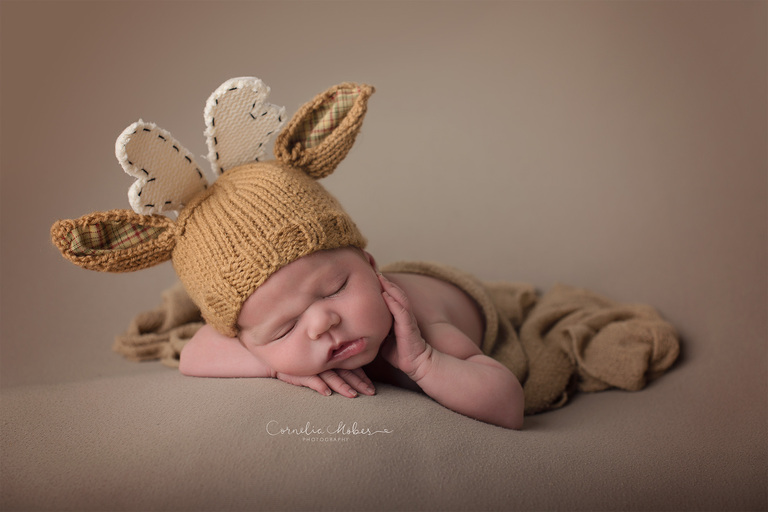 Neugeborenenfotografie Neugeborenenfotos Newbornportraits Newbornshoot Newborn Baby Photographer Babyshoot Babyfotografie Portrait Familie Cornelia Moebes Photography