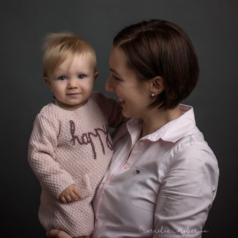 Babyfotos Babyfotografie Baby Photographer Cornelia Moebes Photography